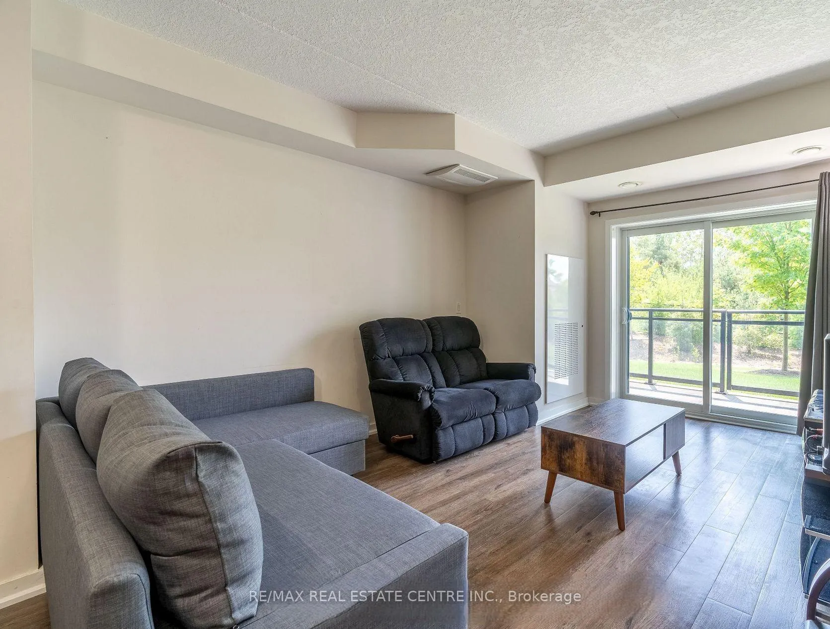 Photo 25 of Unit LL14, 25 Kay Crescent, Guelph, Pineridge/Westminster Woods — HOMEH