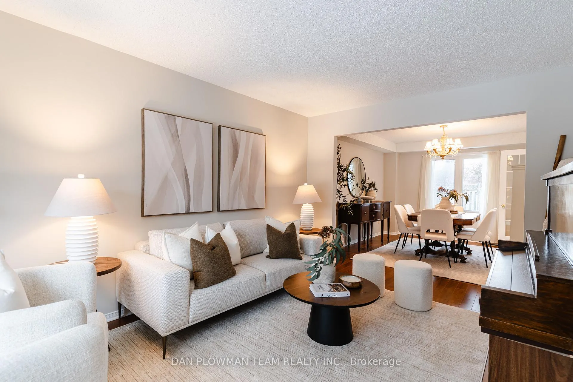 Photo 9 of 908 White Ash Drive, Whitby, Williamsburg — HOMEH