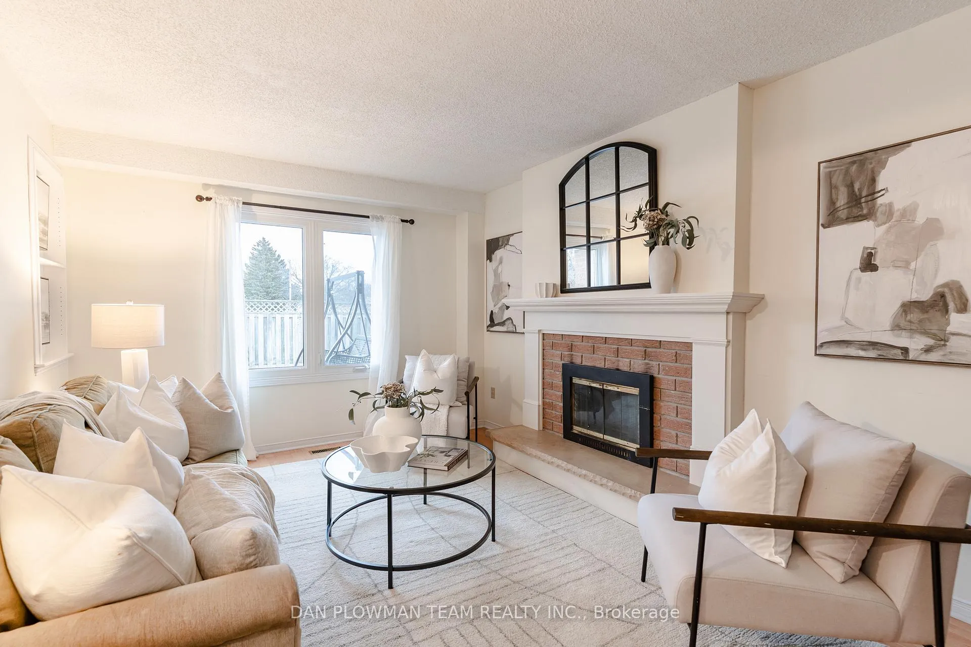 Photo 18 of 908 White Ash Drive, Whitby, Williamsburg — HOMEH