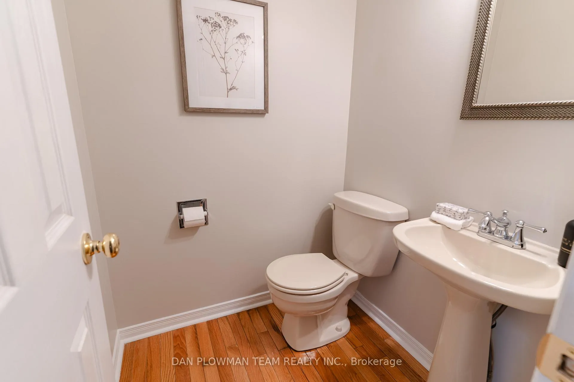 Photo 22 of 908 White Ash Drive, Whitby, Williamsburg — HOMEH