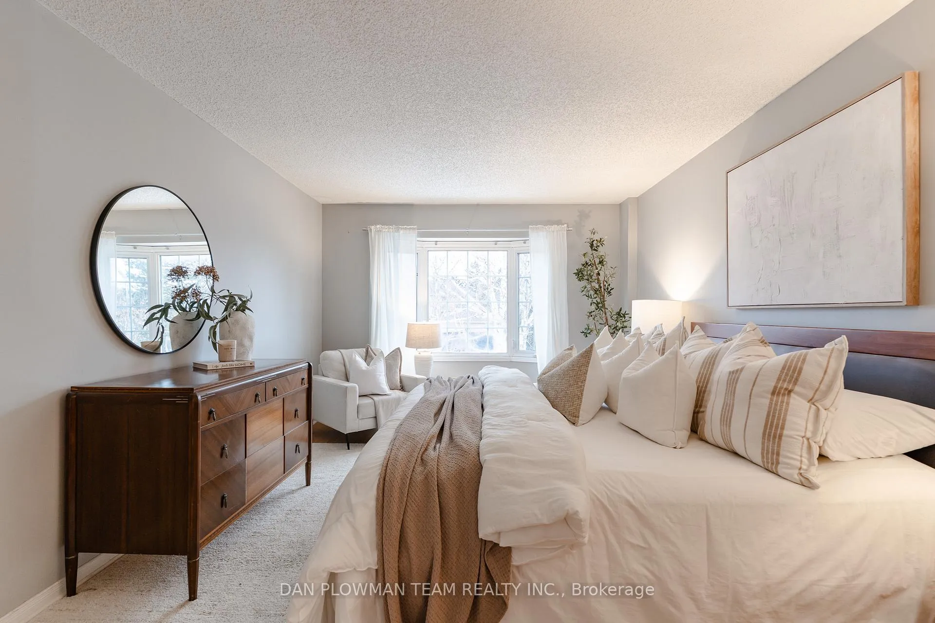 Photo 25 of 908 White Ash Drive, Whitby, Williamsburg — HOMEH