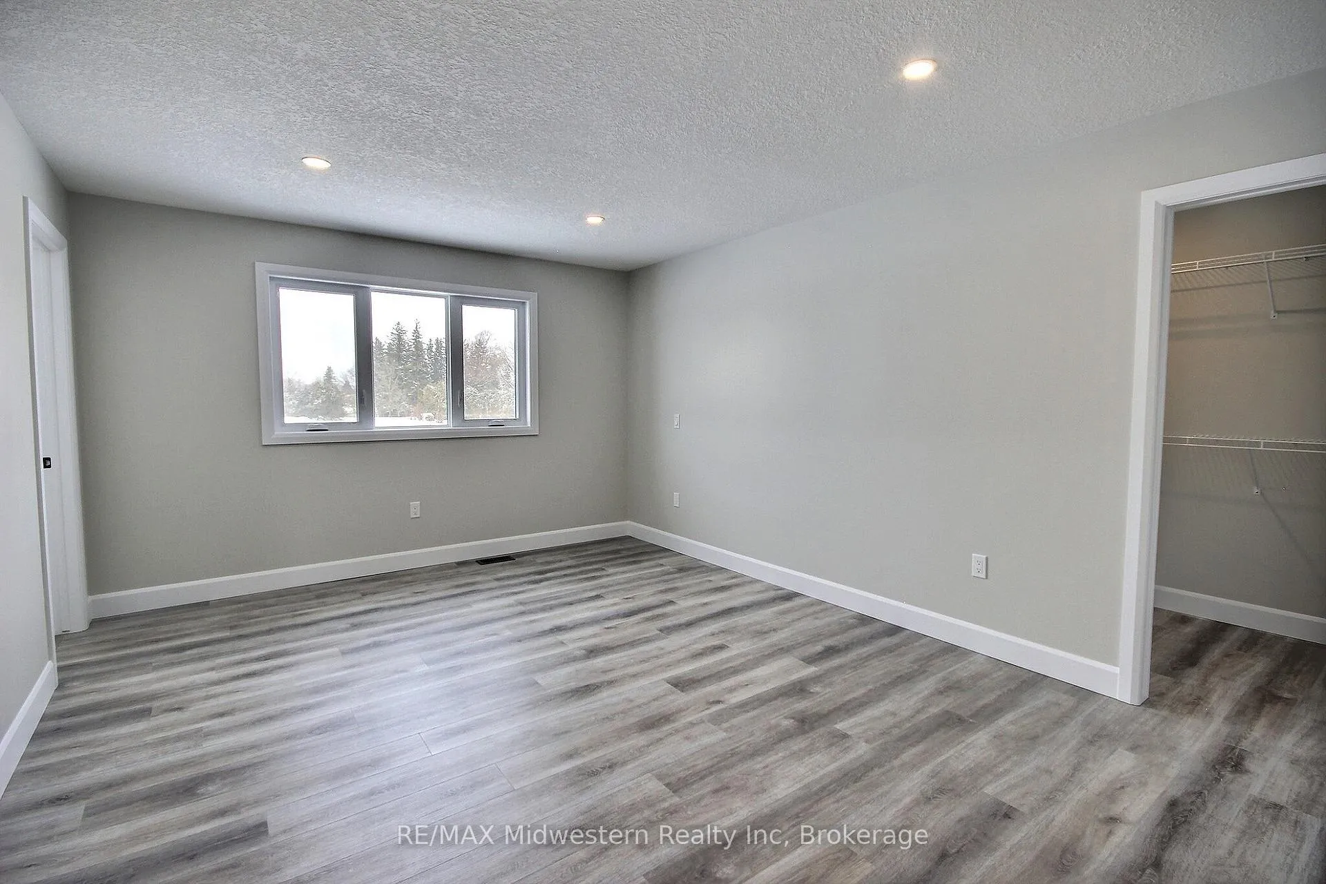 Photo 7 of 14 Roberts Street N, Huron East, Seaforth — HOMEH