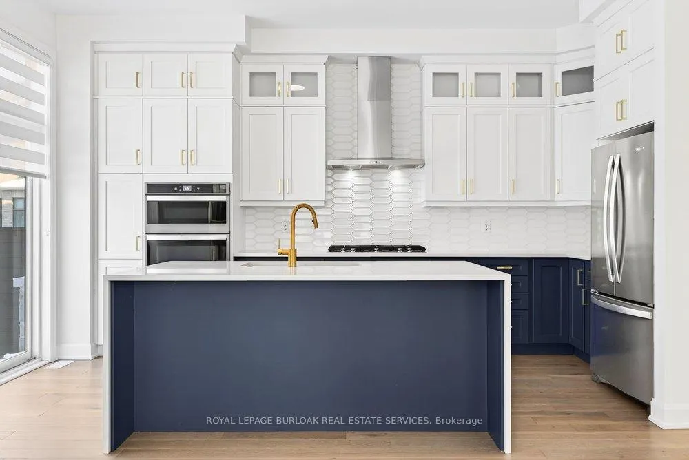 Photo 16 of 1404 Lynx Gardens, Oakville, Joshua Meadows — HOMEH