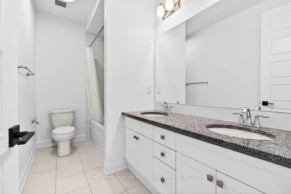 Photo 37 of 1404 Lynx Gardens, Oakville, Joshua Meadows — HOMEH