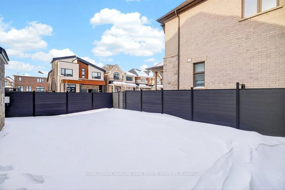 Photo 41 of 1404 Lynx Gardens, Oakville, Joshua Meadows — HOMEH
