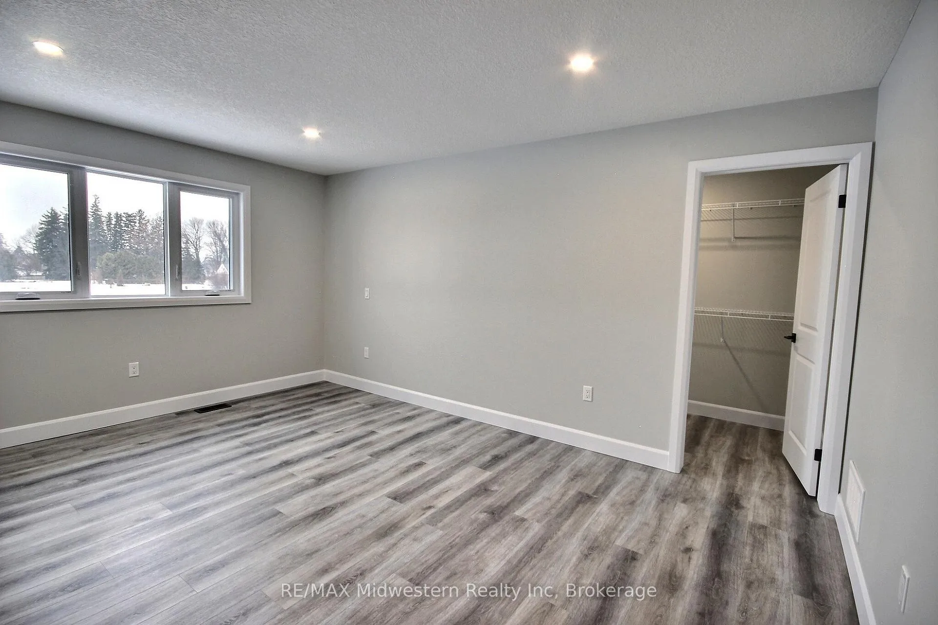 Photo 6 of 16 Roberts Street N, Huron East, Seaforth — HOMEH