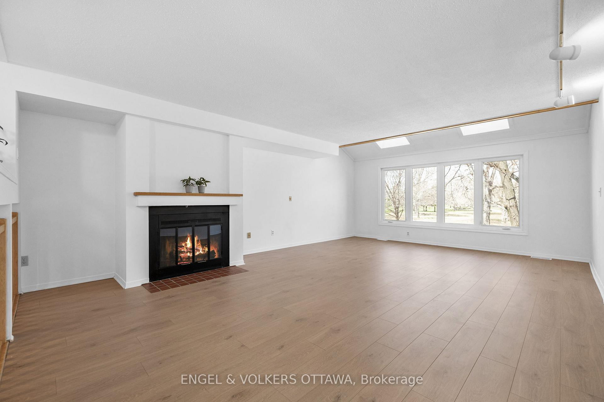 Photo 6 of 306 Cathcart Street, Ottawa, Lower Town — HOMEH