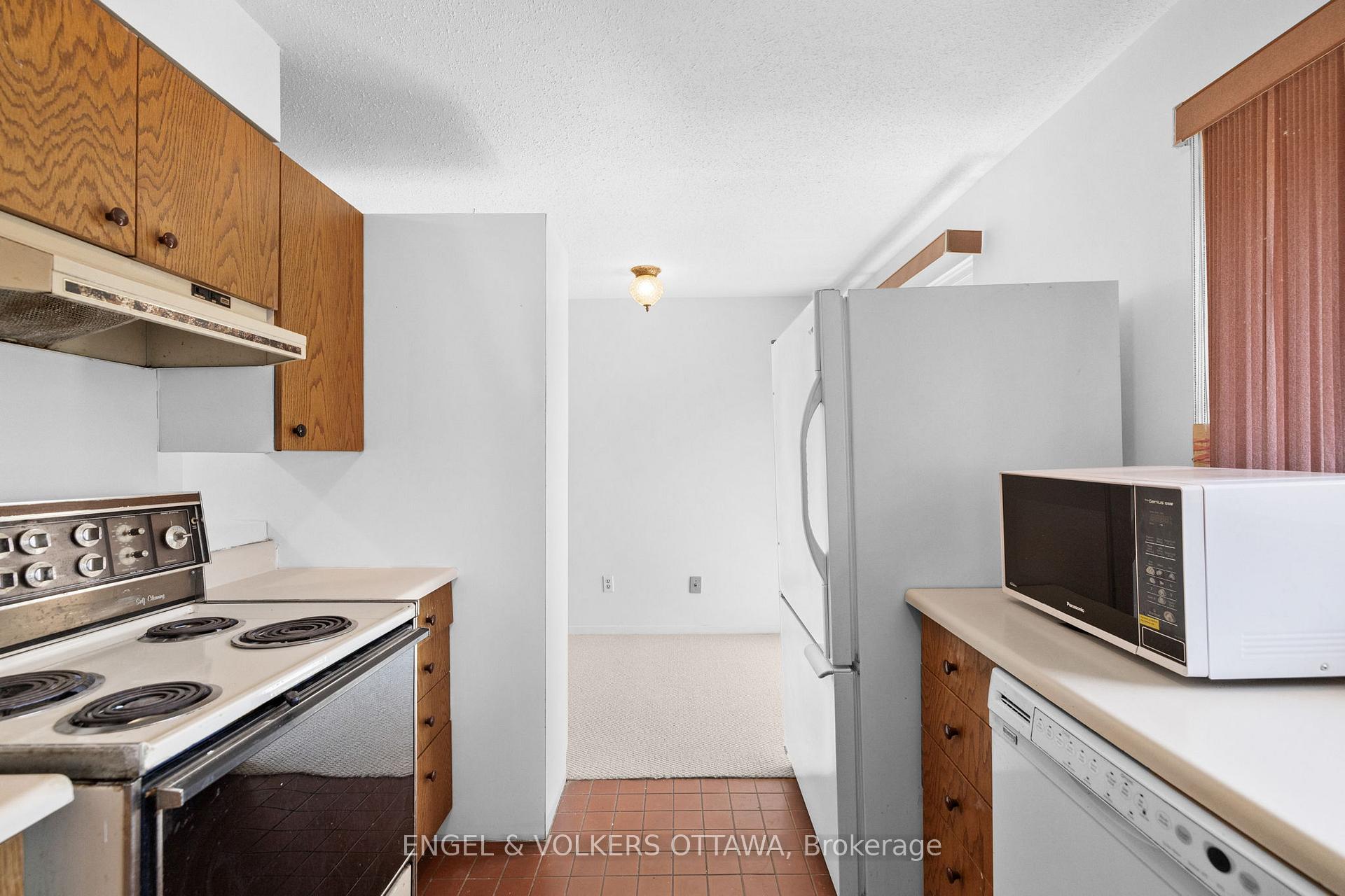 Photo 16 of 306 Cathcart Street, Ottawa, Lower Town — HOMEH