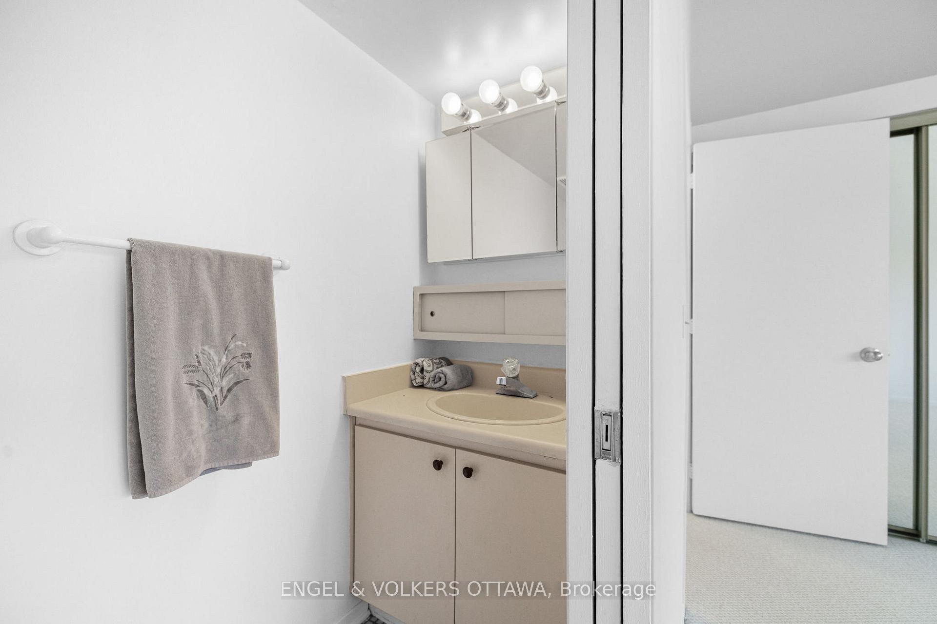 Photo 24 of 306 Cathcart Street, Ottawa, Lower Town — HOMEH
