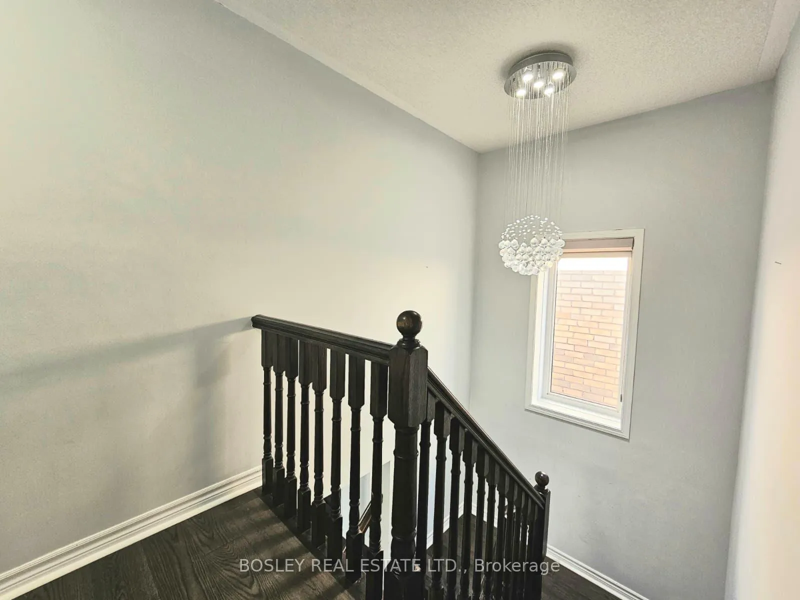 Photo 14 of 30 Billiter Road, Brampton, Northwest Brampton — HOMEH