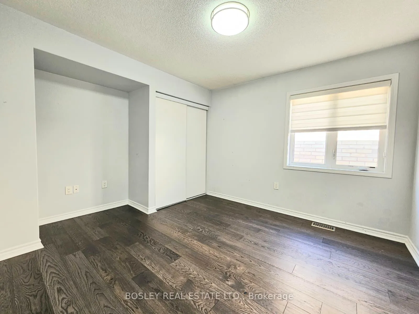 Photo 16 of 30 Billiter Road, Brampton, Northwest Brampton — HOMEH
