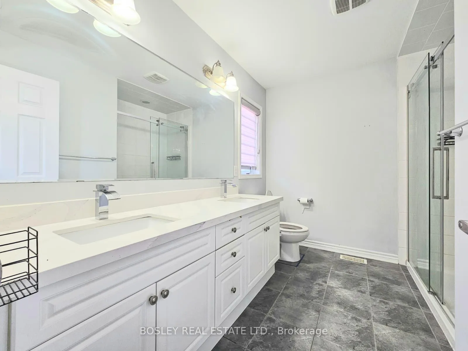 Photo 21 of 30 Billiter Road, Brampton, Northwest Brampton — HOMEH