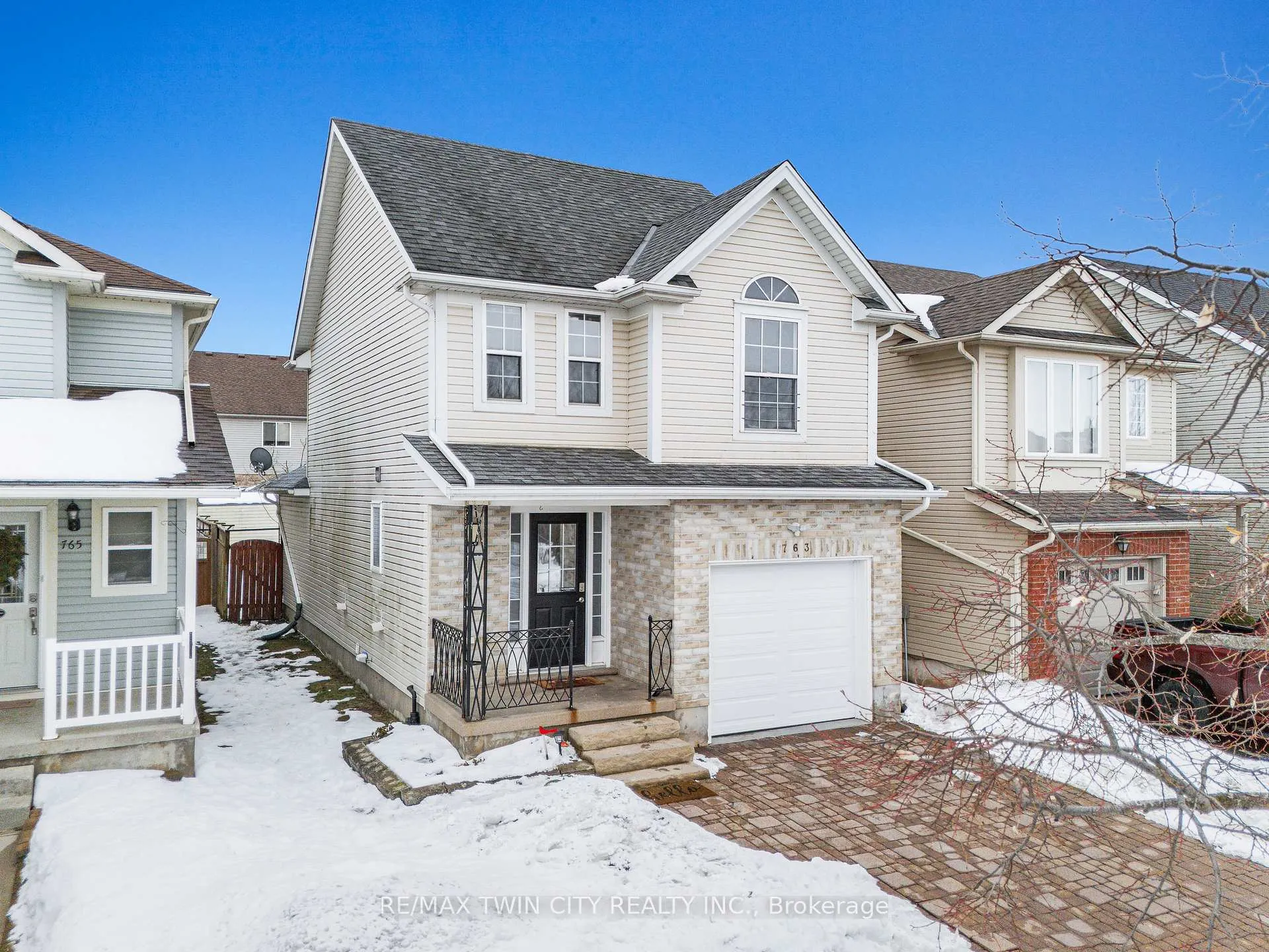 Photo 2 of 763 Angler Way, Waterloo — HOMEH