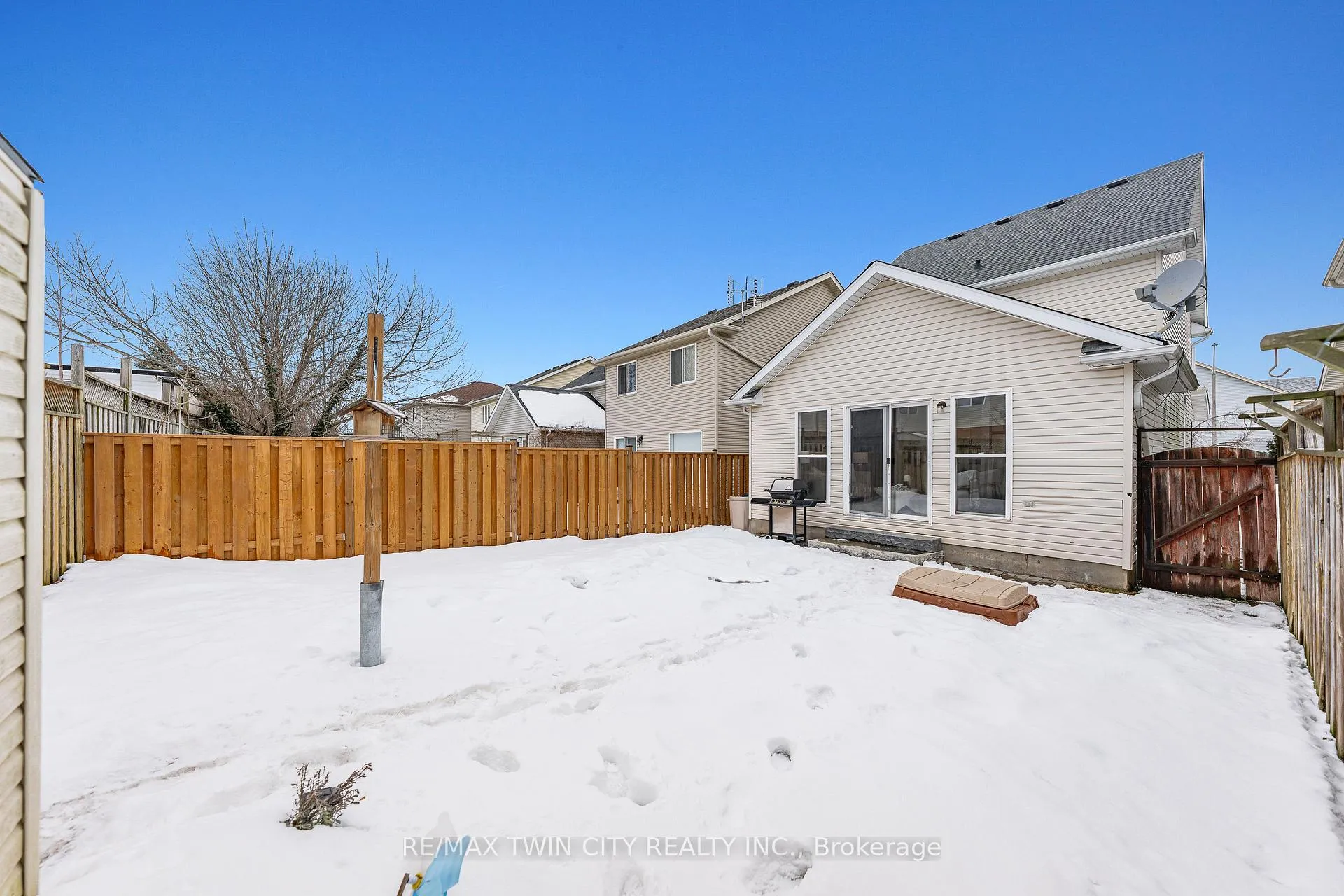Photo 41 of 763 Angler Way, Waterloo — HOMEH