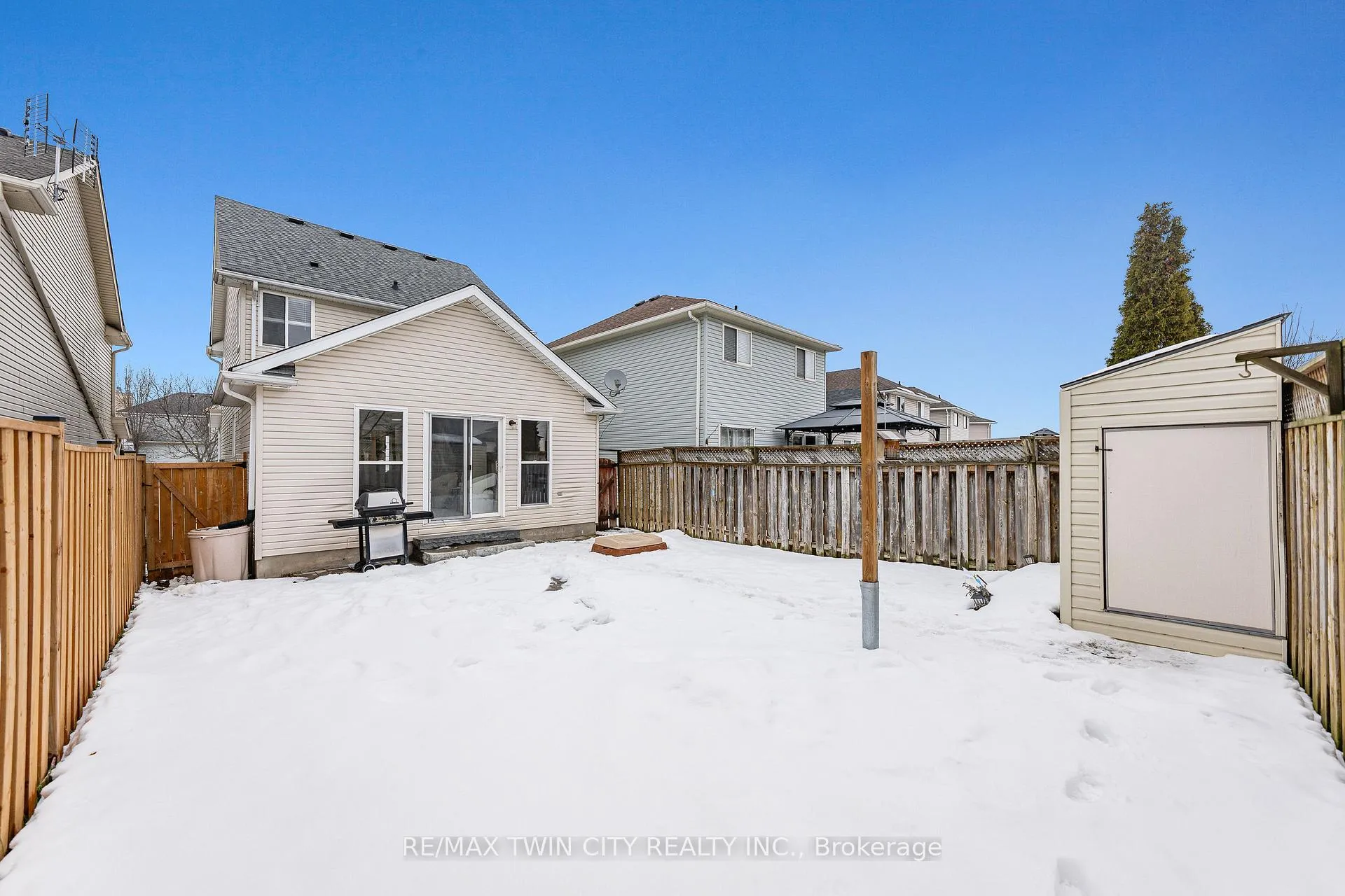 Photo 42 of 763 Angler Way, Waterloo — HOMEH