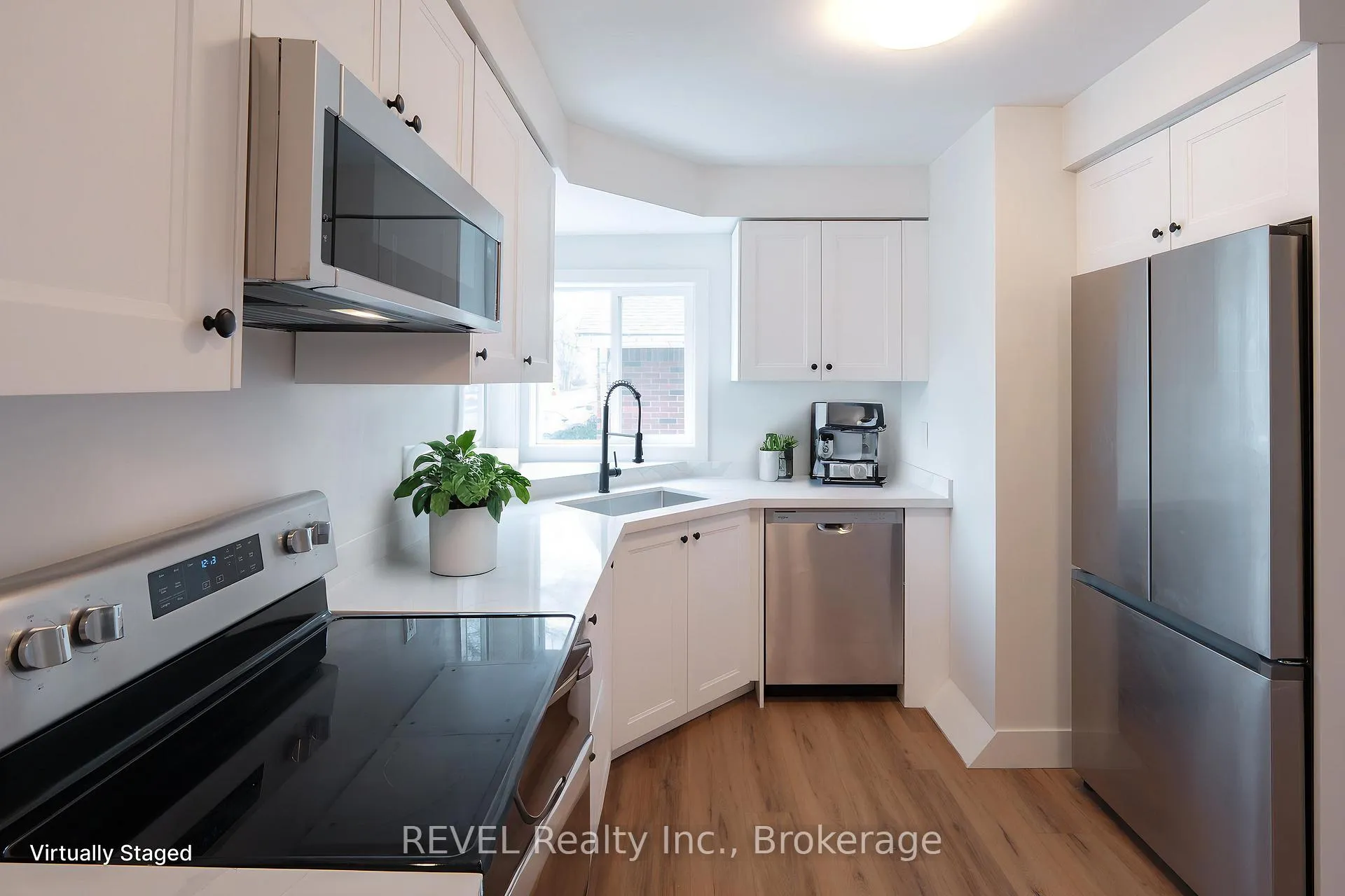 Photo 5 of Unit Upper, 2137 Mount Forest Drive, Burlington, Mountainside — HOMEH