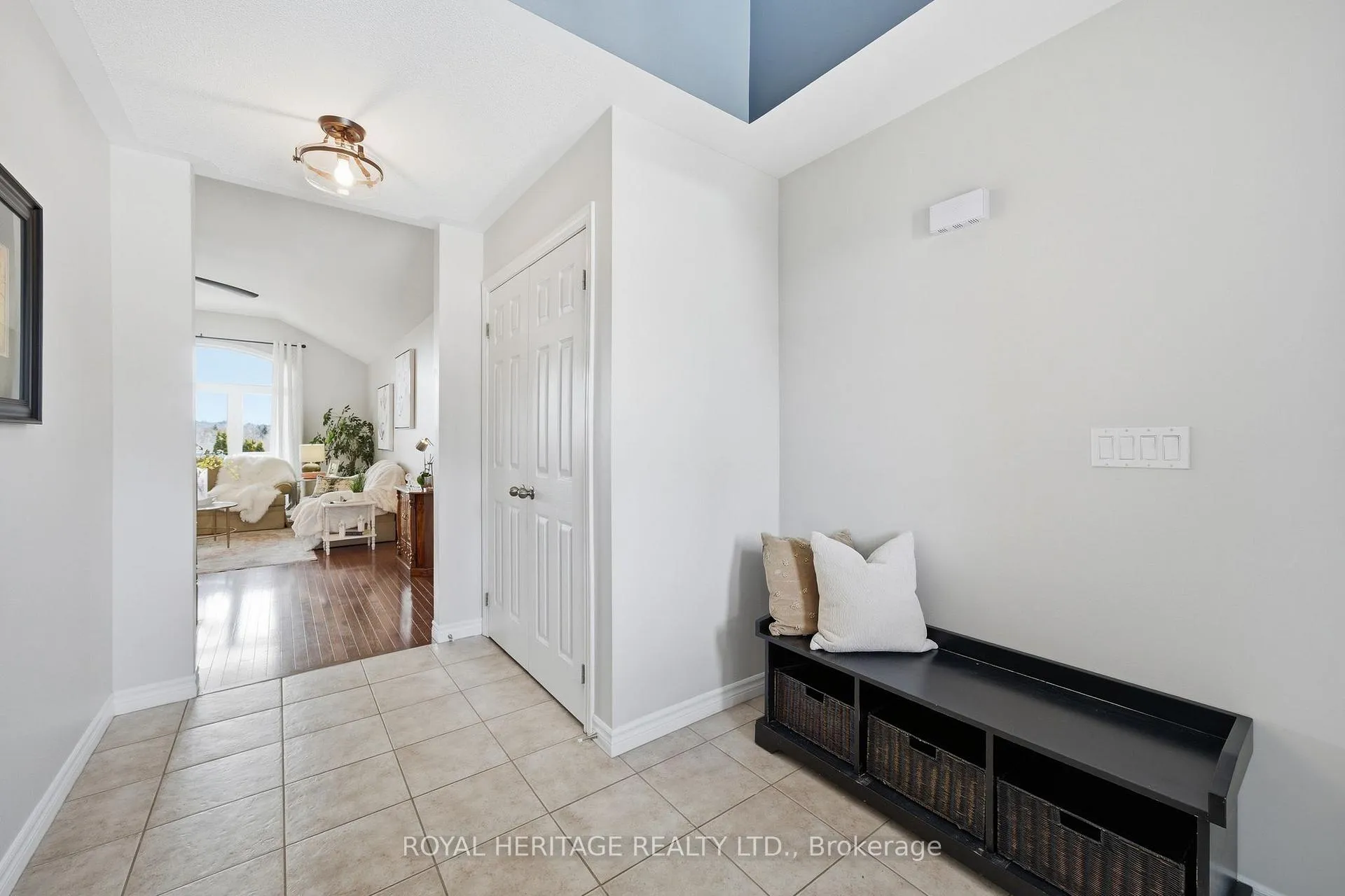 Photo 3 of 371 Parkview Hills Drive, Cobourg — HOMEH