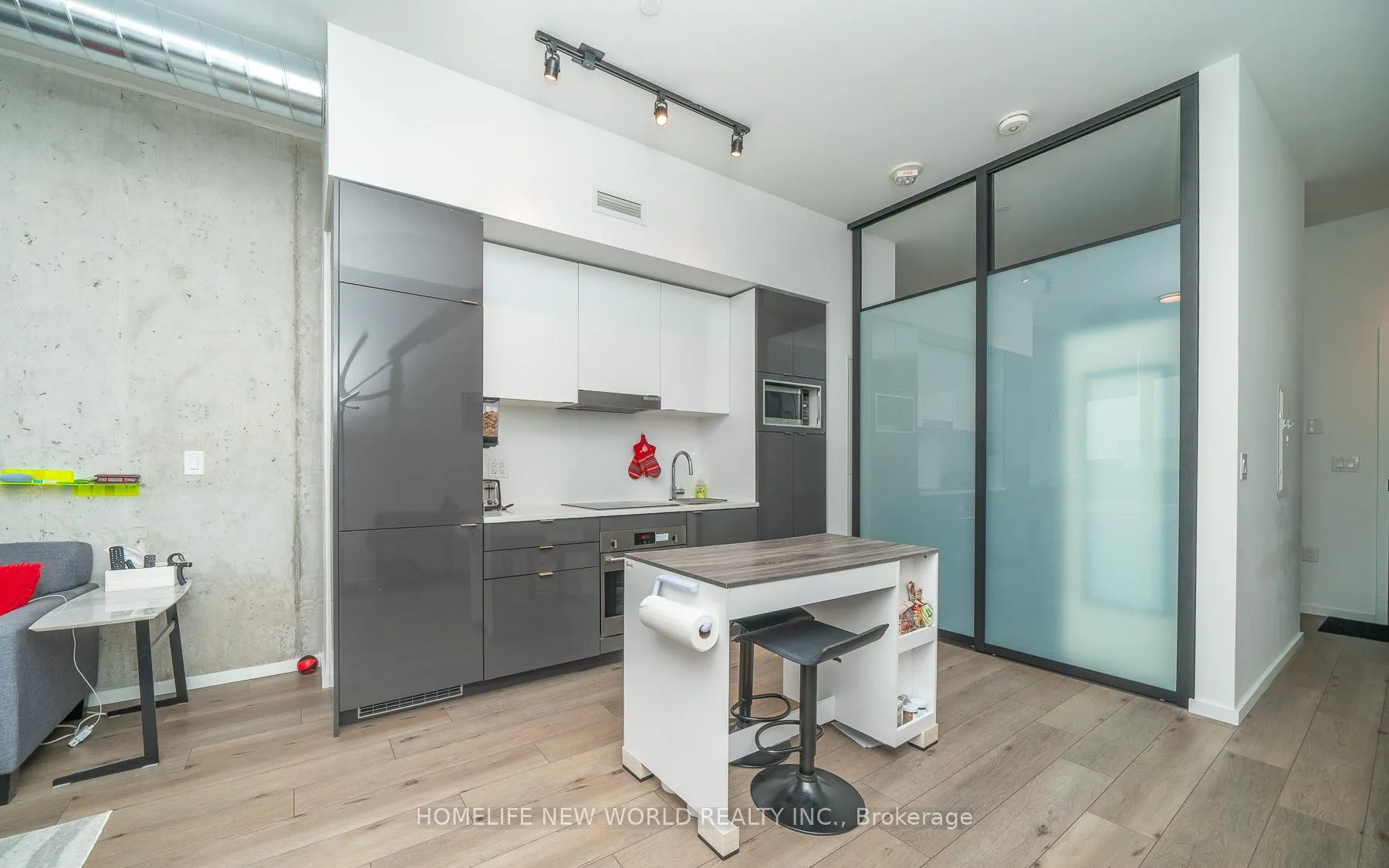 Photo 7 of Unit PH09, 21 Lawren Harris Square, Toronto, Moss Park — HOMEH