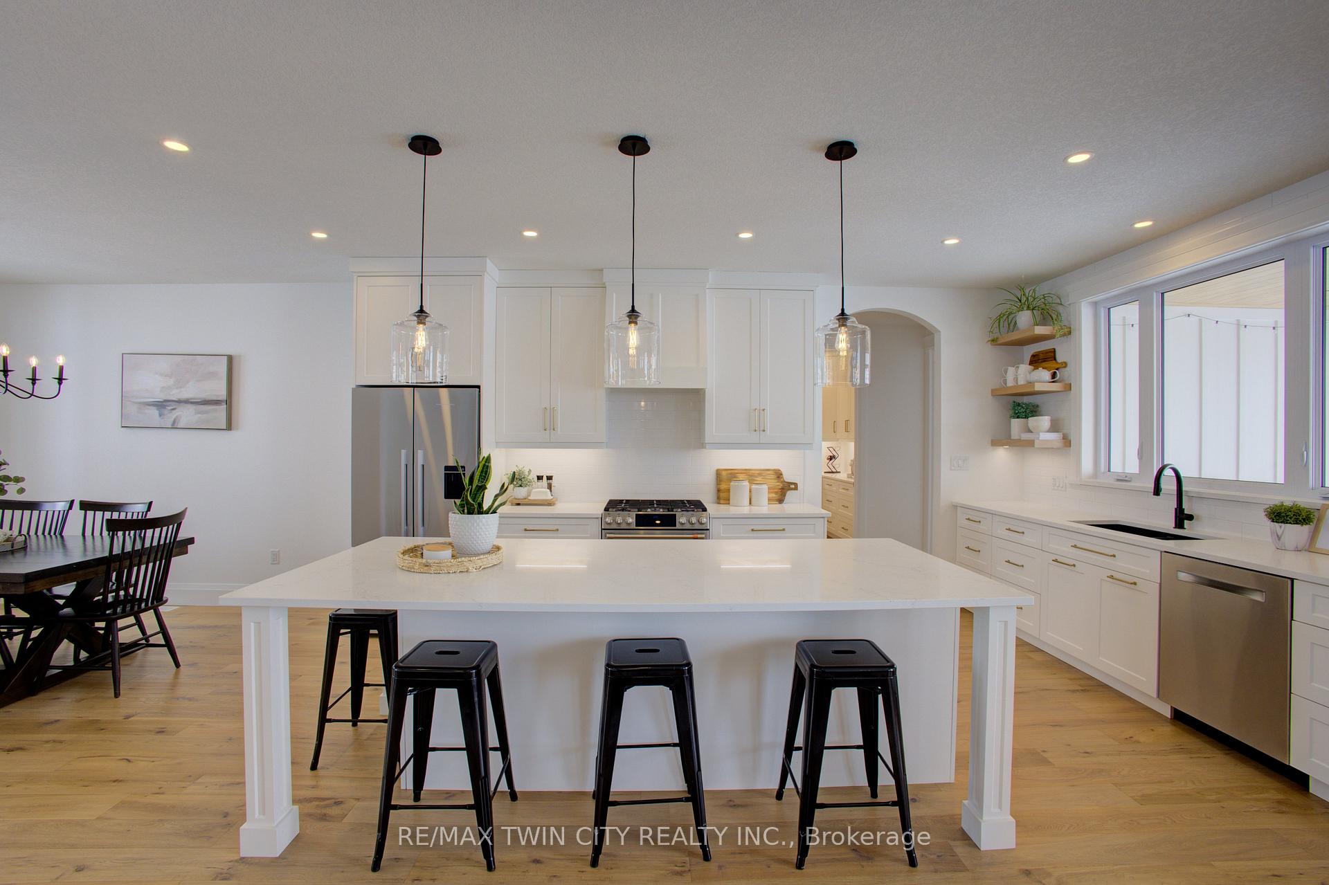 Photo 10 of 84337 Kent Line, Huron East, Grey — HOMEH