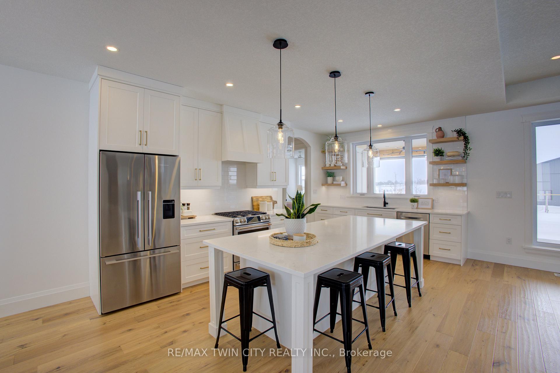 Photo 16 of 84337 Kent Line, Huron East, Grey — HOMEH