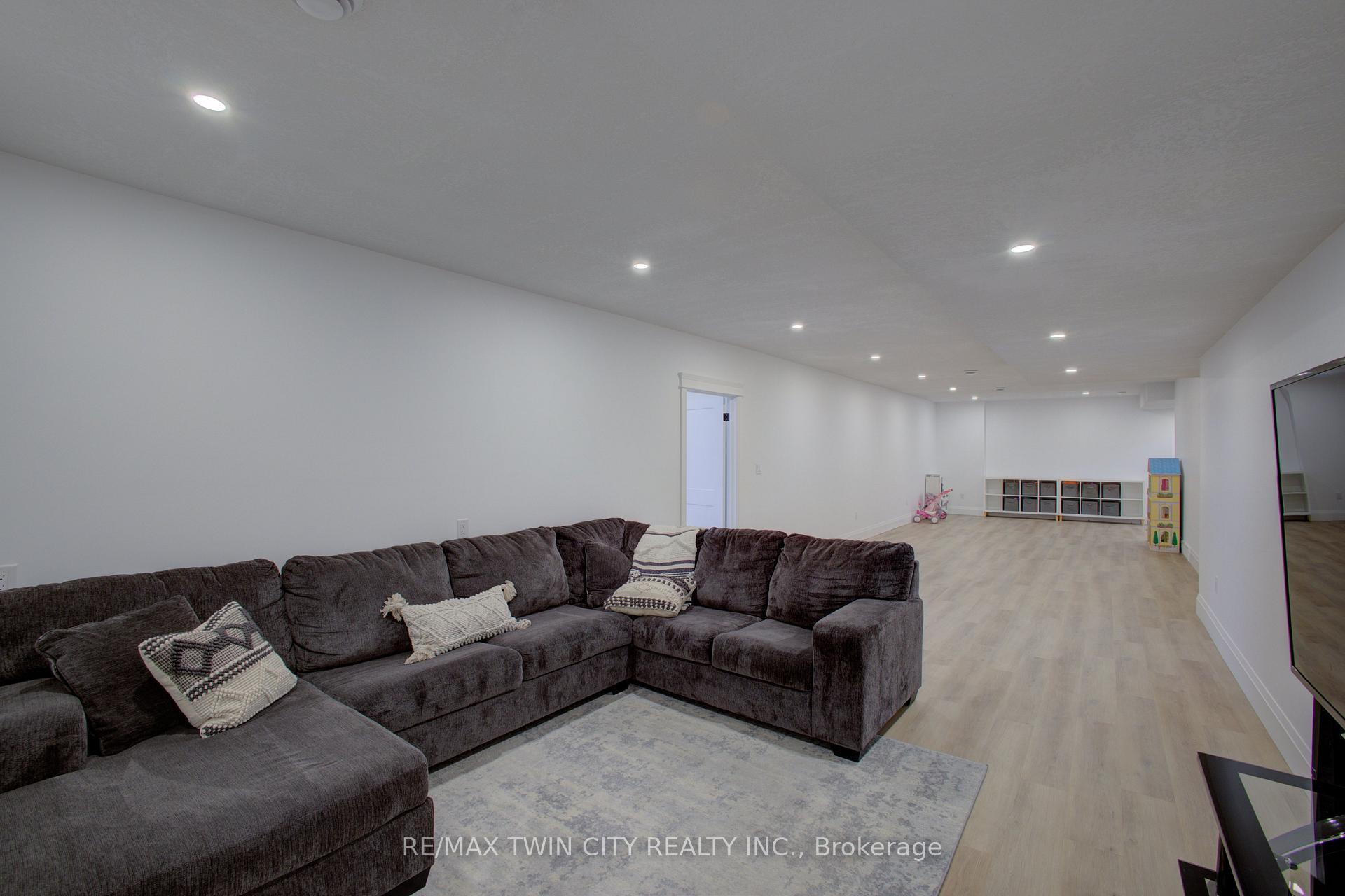 Photo 27 of 84337 Kent Line, Huron East, Grey — HOMEH
