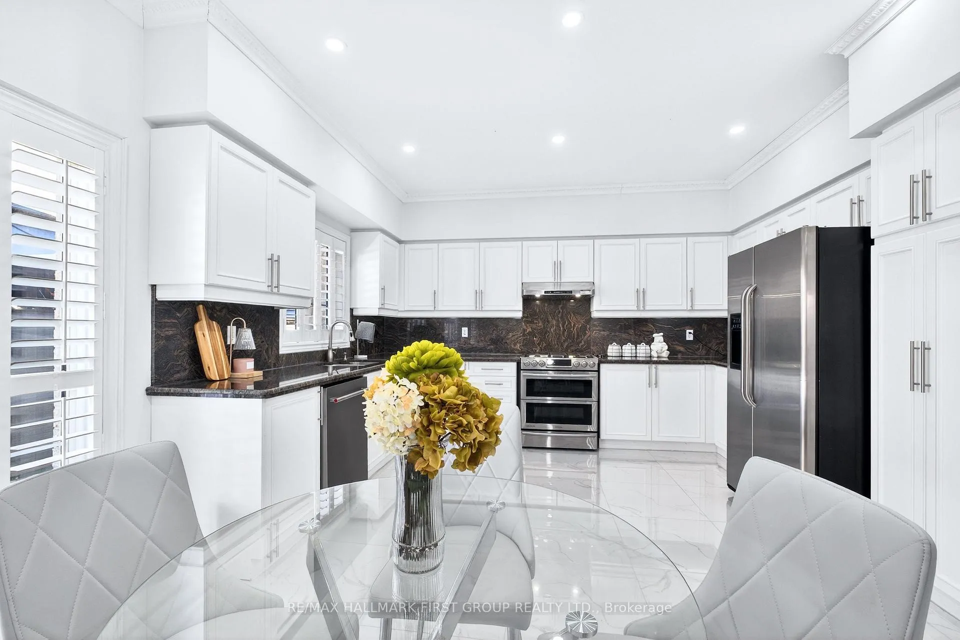 Photo 13 of 18 Buster Drive, Brampton, Bram West — HOMEH