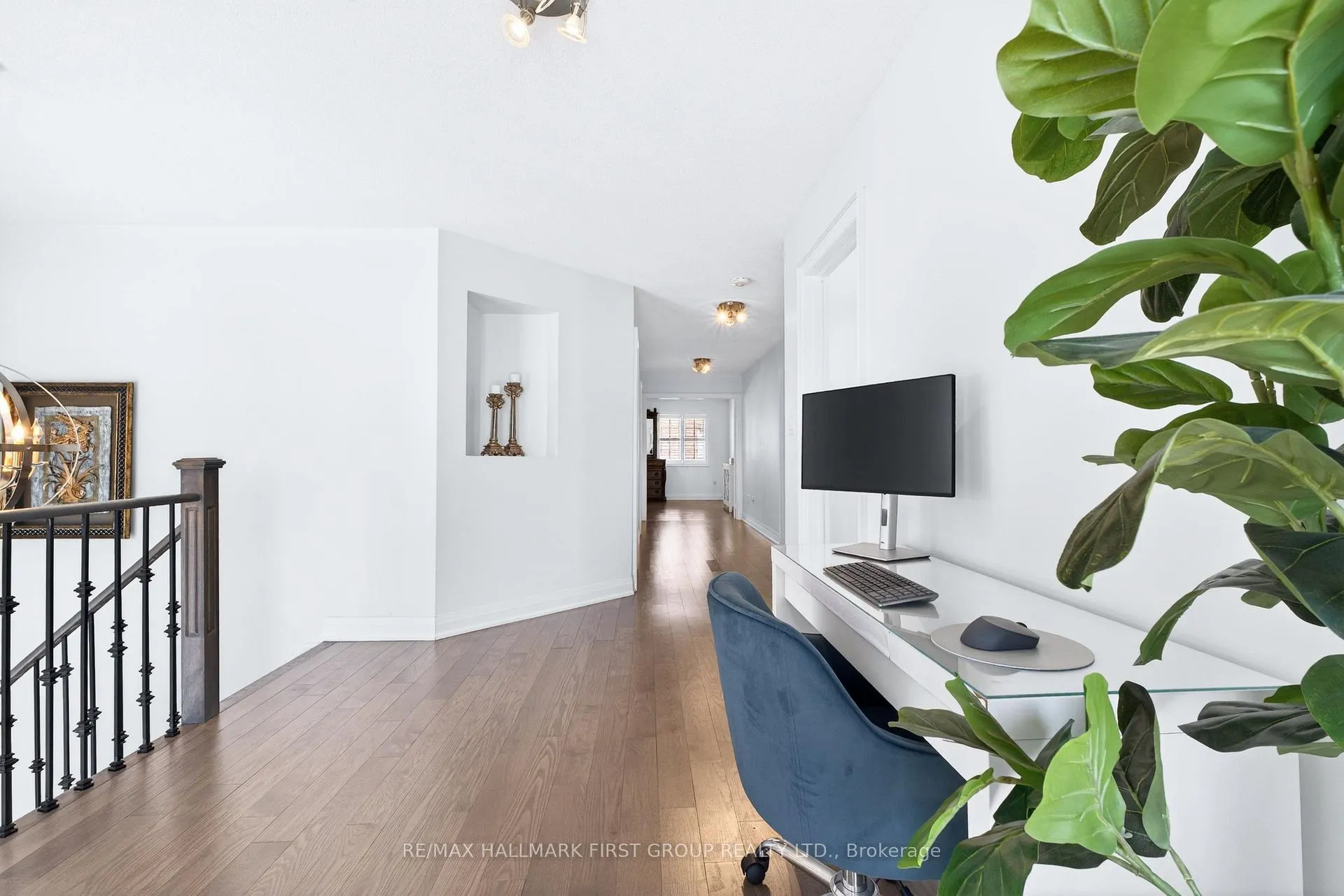 Photo 23 of 18 Buster Drive, Brampton, Bram West — HOMEH