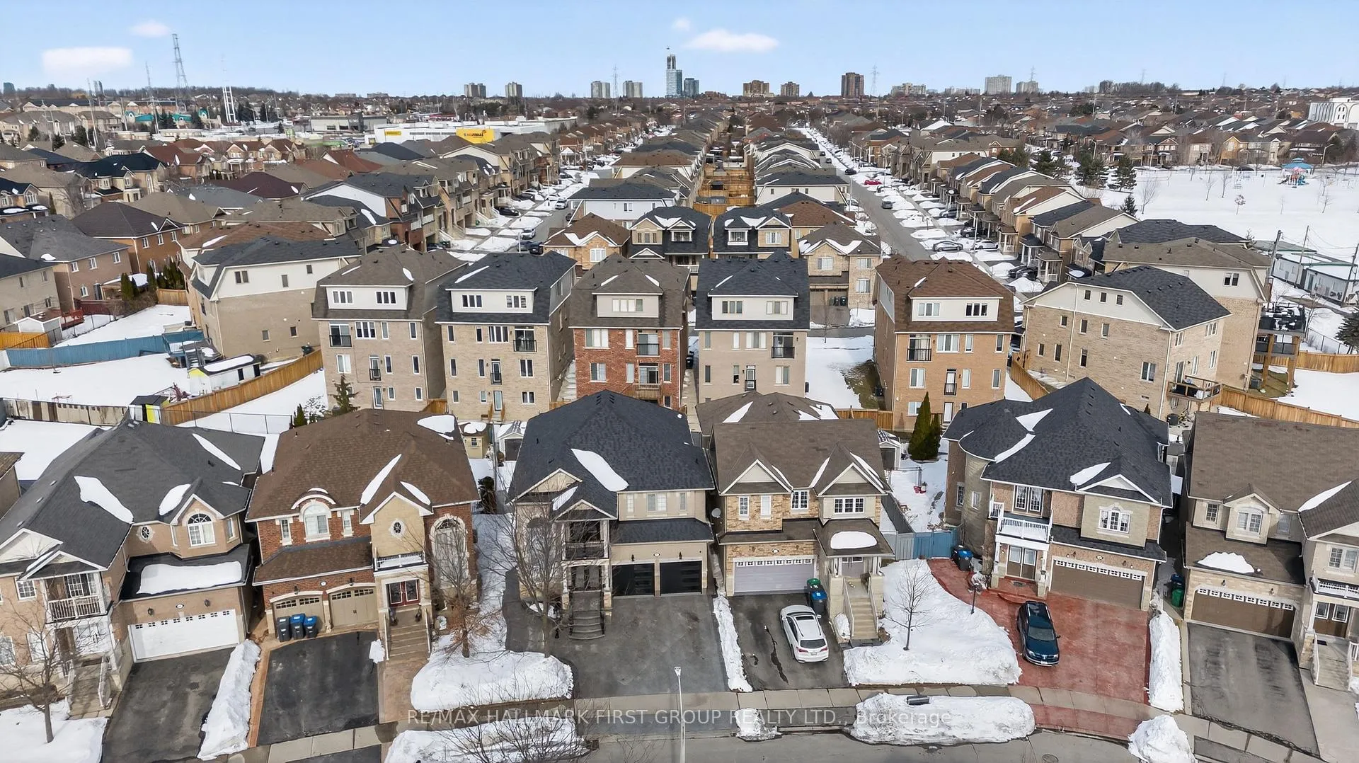 Photo 49 of 18 Buster Drive, Brampton, Bram West — HOMEH