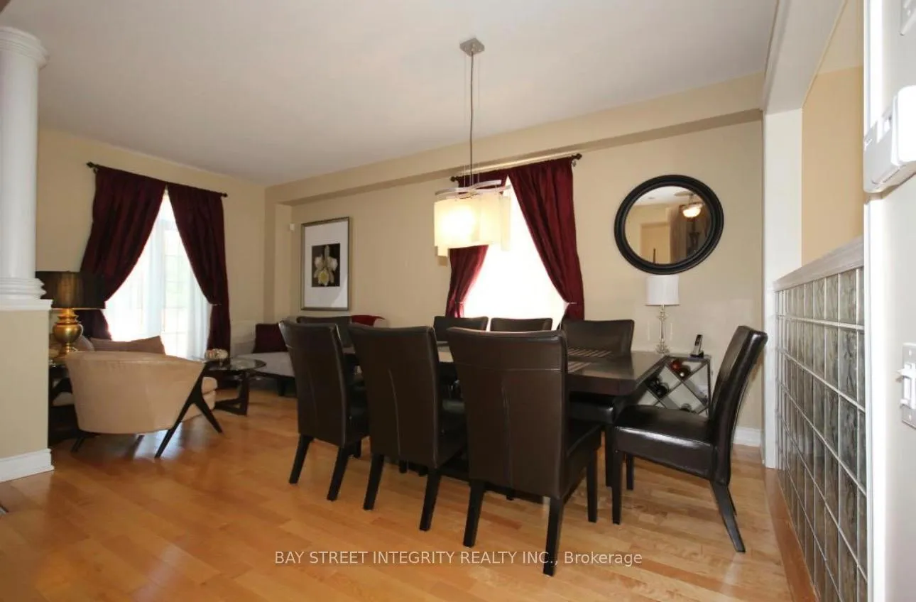 Photo 5 of 3364 Hayhurst Crescent, Oakville, Bronte — HOMEH