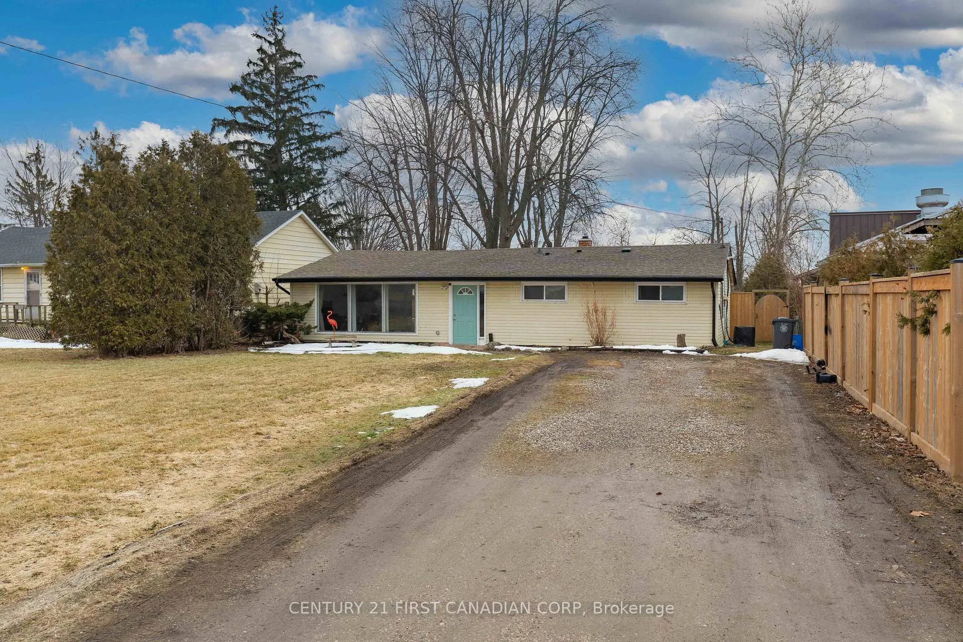 Photo 3 of 43747 Talbot Line, Central Elgin, Rural Central Elgin — HOMEH