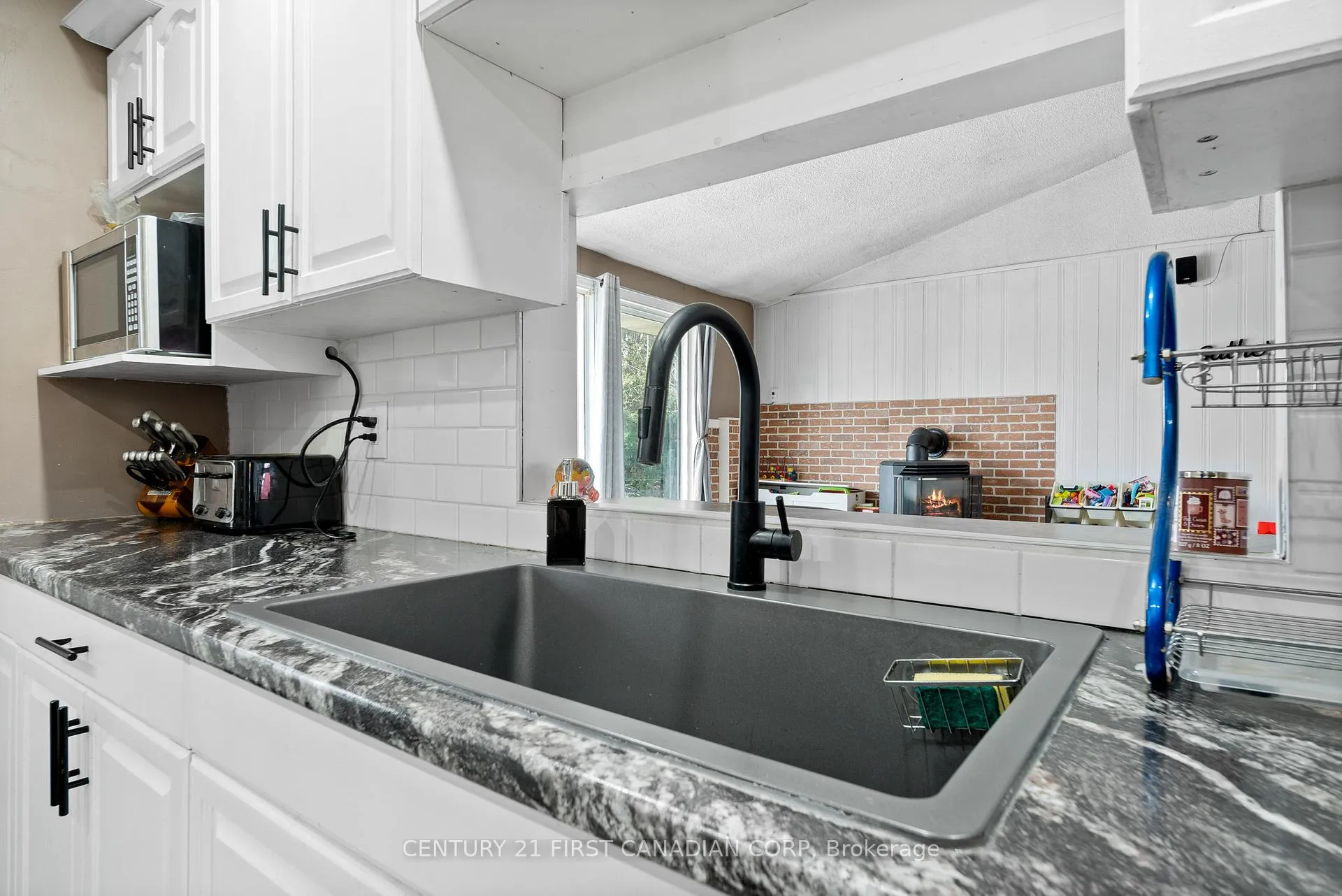 Photo 12 of 43747 Talbot Line, Central Elgin, Rural Central Elgin — HOMEH