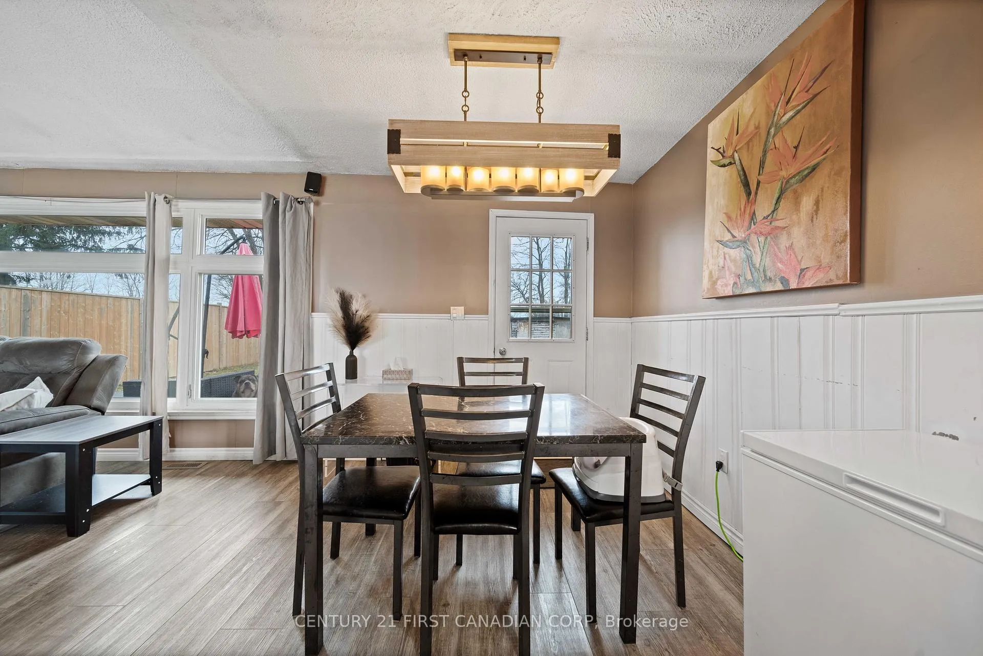 Photo 15 of 43747 Talbot Line, Central Elgin, Rural Central Elgin — HOMEH