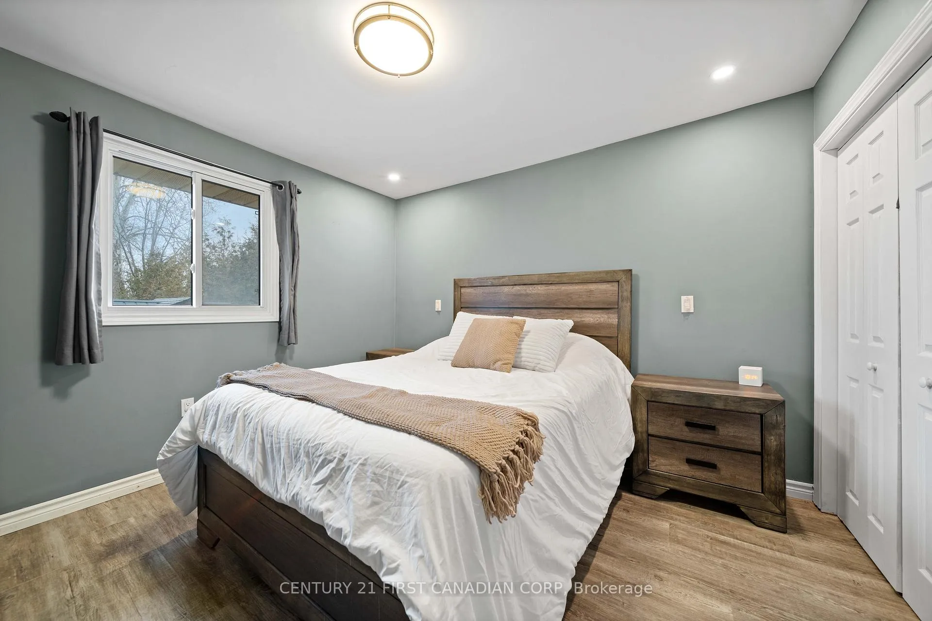 Photo 23 of 43747 Talbot Line, Central Elgin, Rural Central Elgin — HOMEH