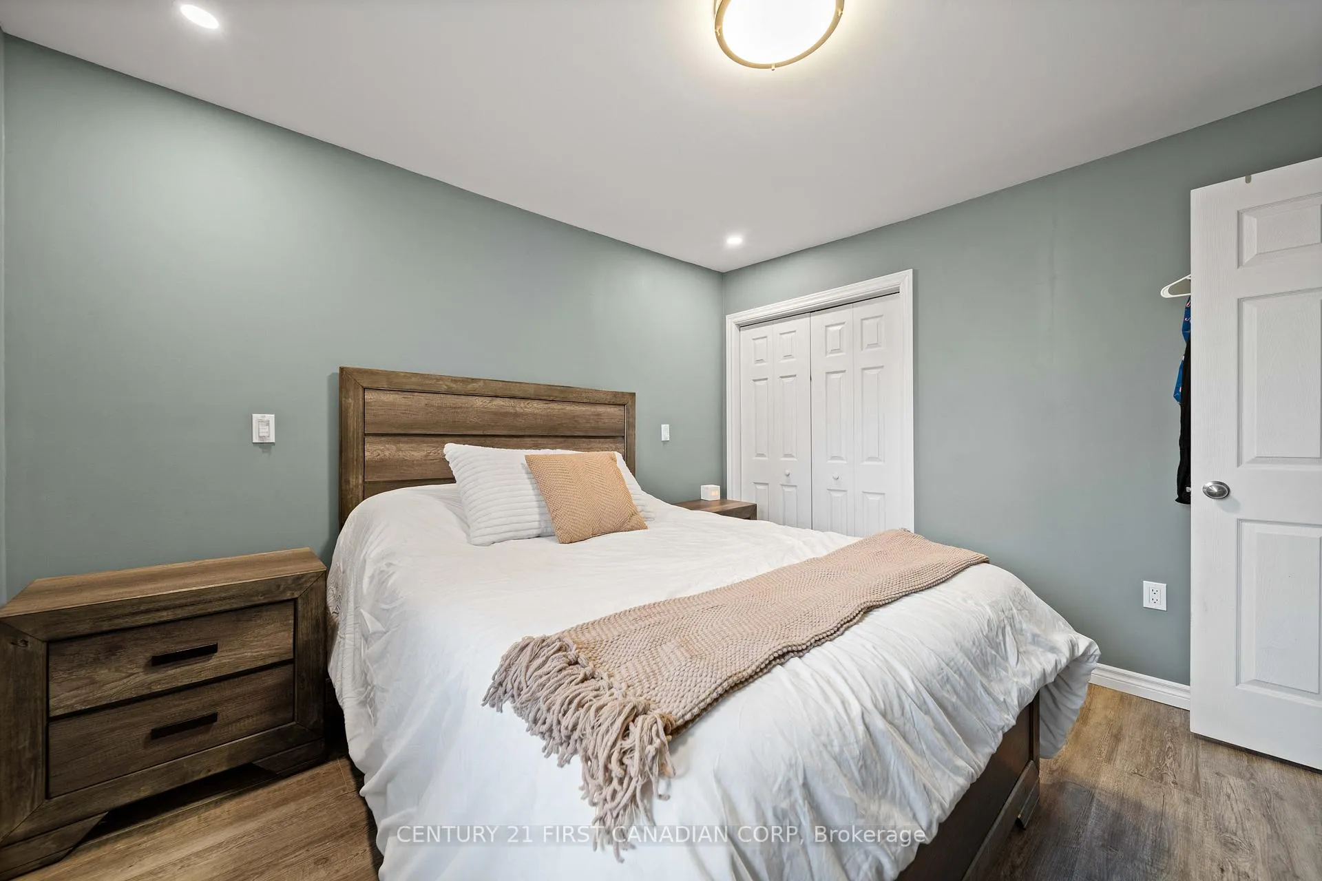 Photo 24 of 43747 Talbot Line, Central Elgin, Rural Central Elgin — HOMEH