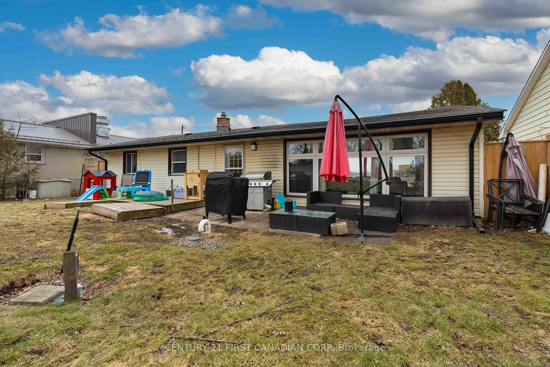 Photo 37 of 43747 Talbot Line, Central Elgin, Rural Central Elgin — HOMEH