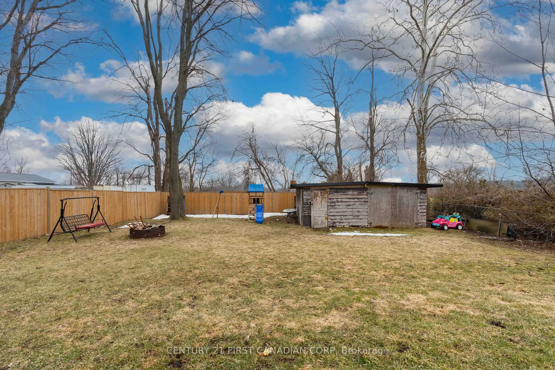 Photo 39 of 43747 Talbot Line, Central Elgin, Rural Central Elgin — HOMEH