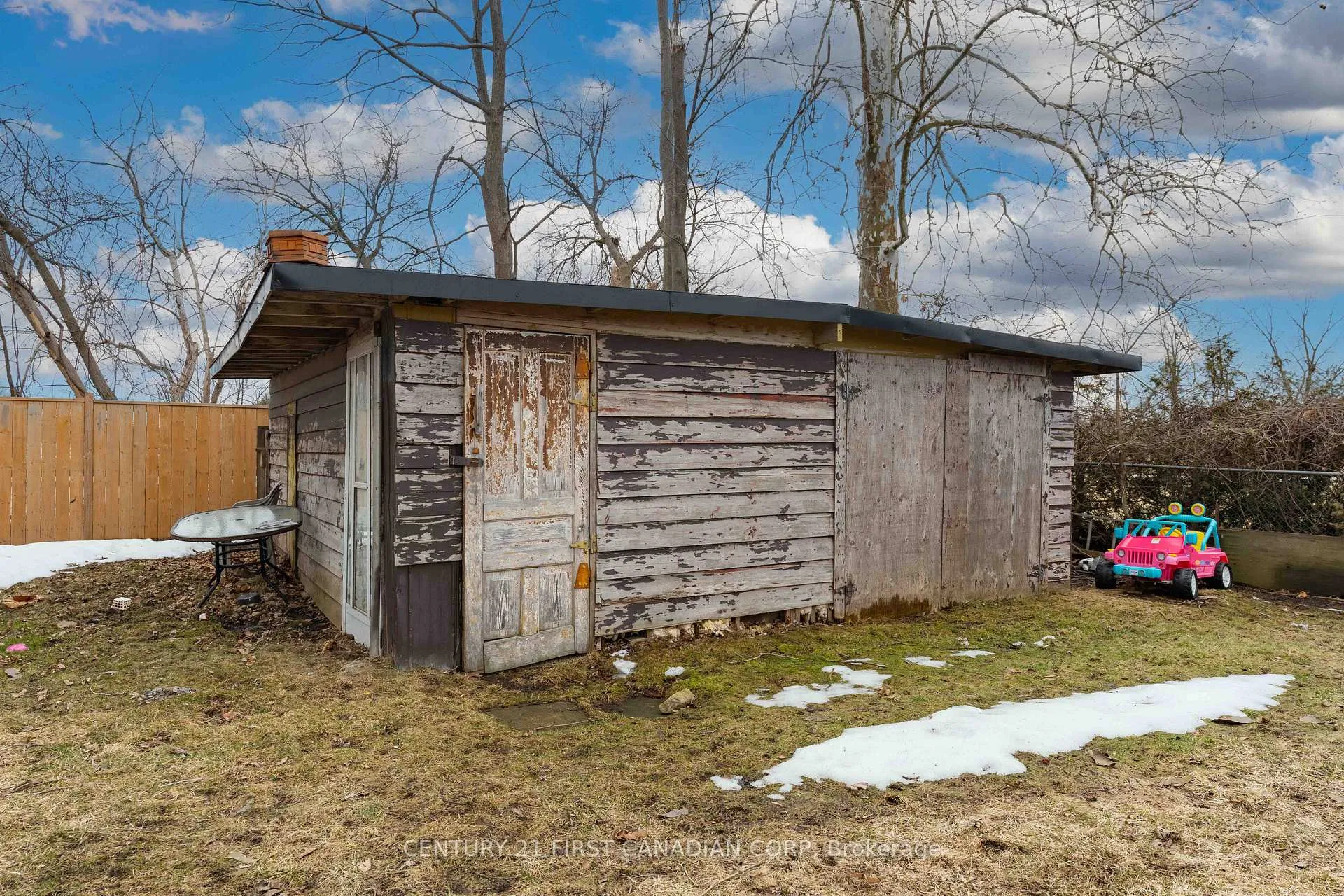 Photo 40 of 43747 Talbot Line, Central Elgin, Rural Central Elgin — HOMEH