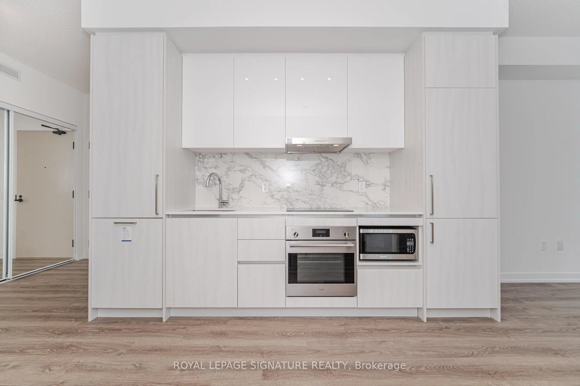 Photo 7 of Unit 4806, 195 Commerce Street, Vaughan, Vaughan Corporate Centre — HOMEH