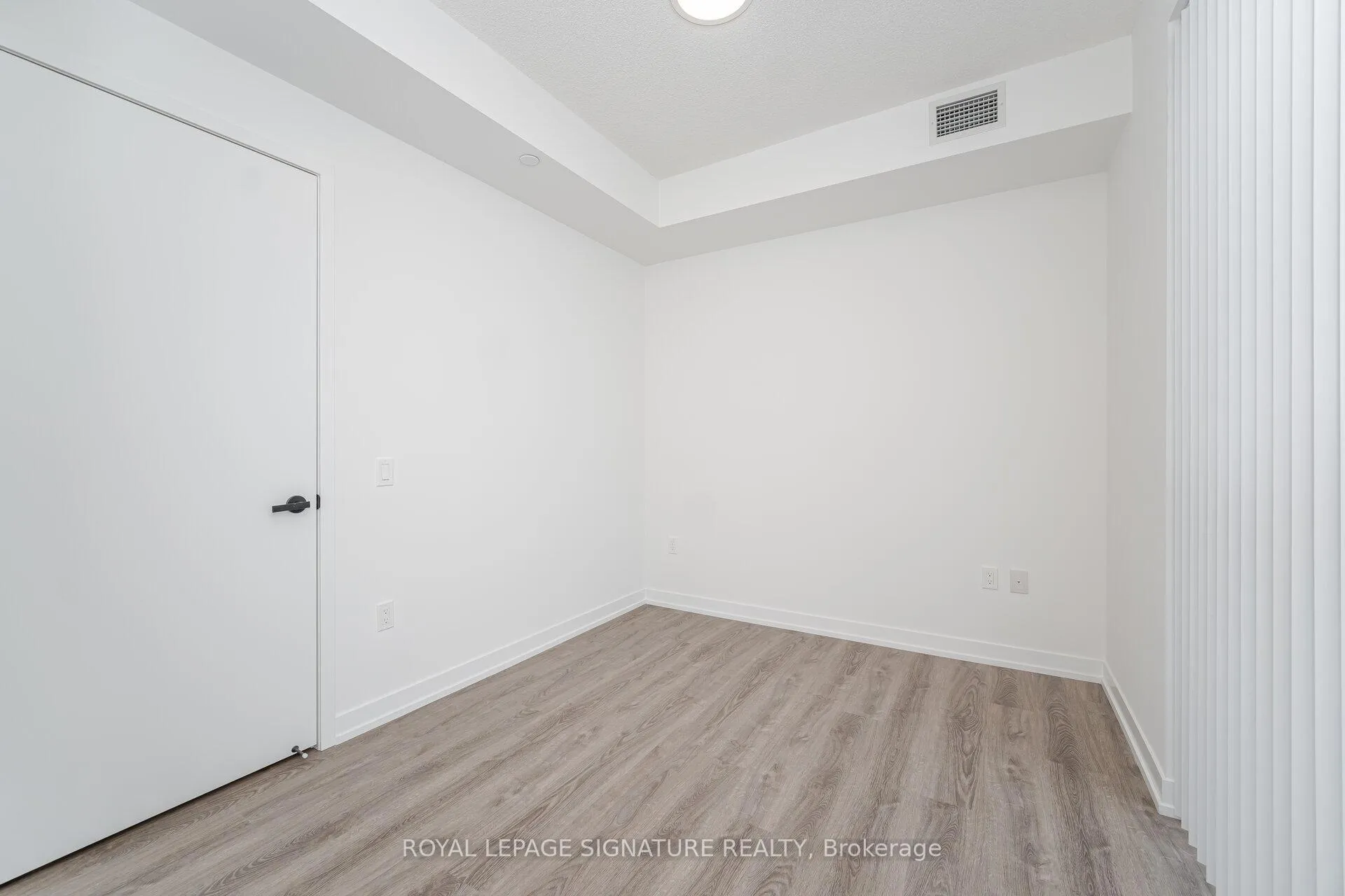 Photo 14 of Unit 4806, 195 Commerce Street, Vaughan, Vaughan Corporate Centre — HOMEH