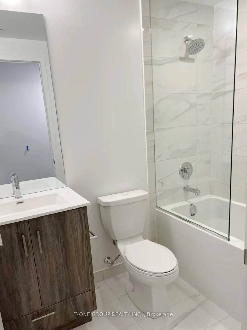 Photo 6 of Unit 1612, 180 Front Street E, Toronto, Moss Park — HOMEH