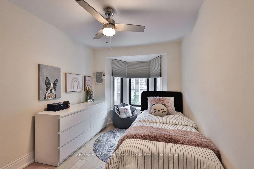 Photo 32 of 322 Caroline Street S, Hamilton, Durand — HOMEH