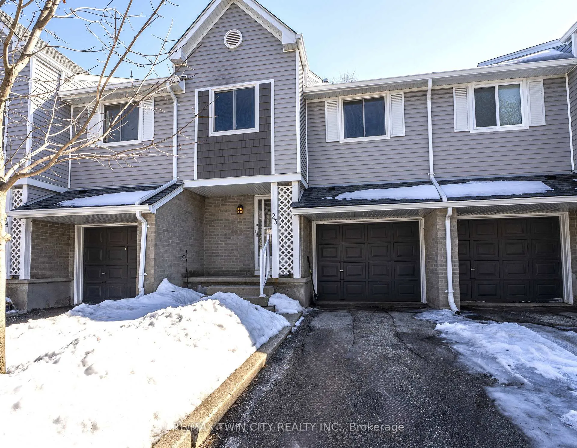 Photo 1 of Unit 23, 54 Green Valley Drive, Kitchener — HOMEH