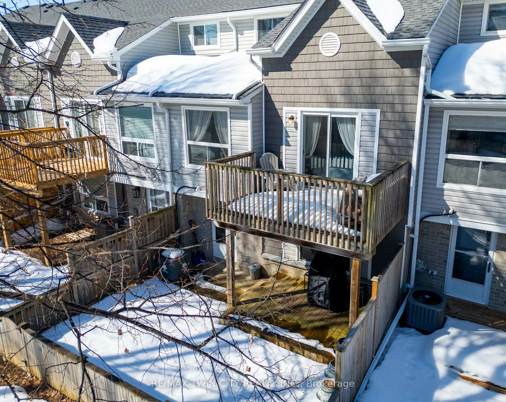 Photo 36 of Unit 23, 54 Green Valley Drive, Kitchener — HOMEH