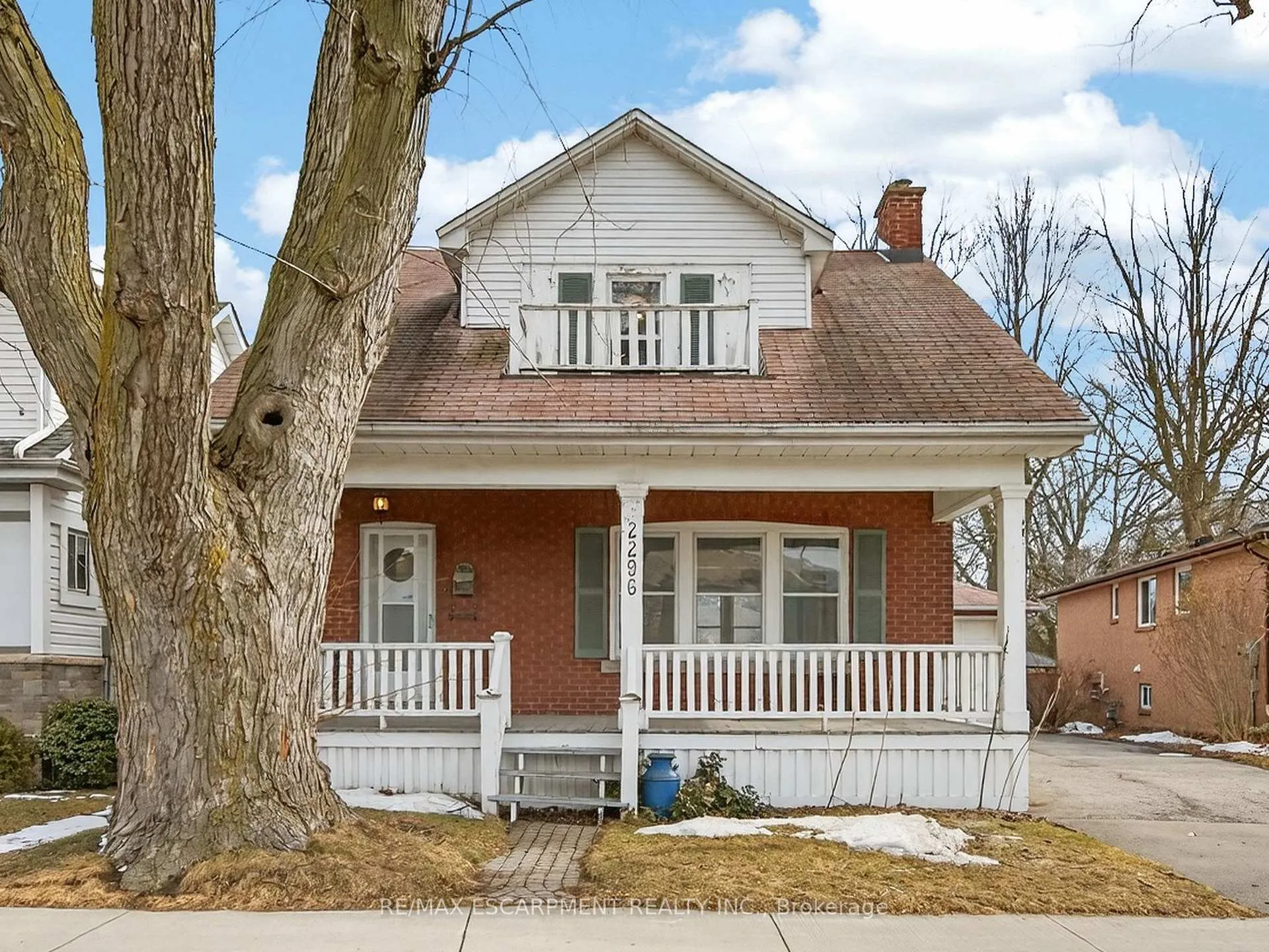 Photo 1 of 2296 New Street, Burlington, Brant — HOMEH
