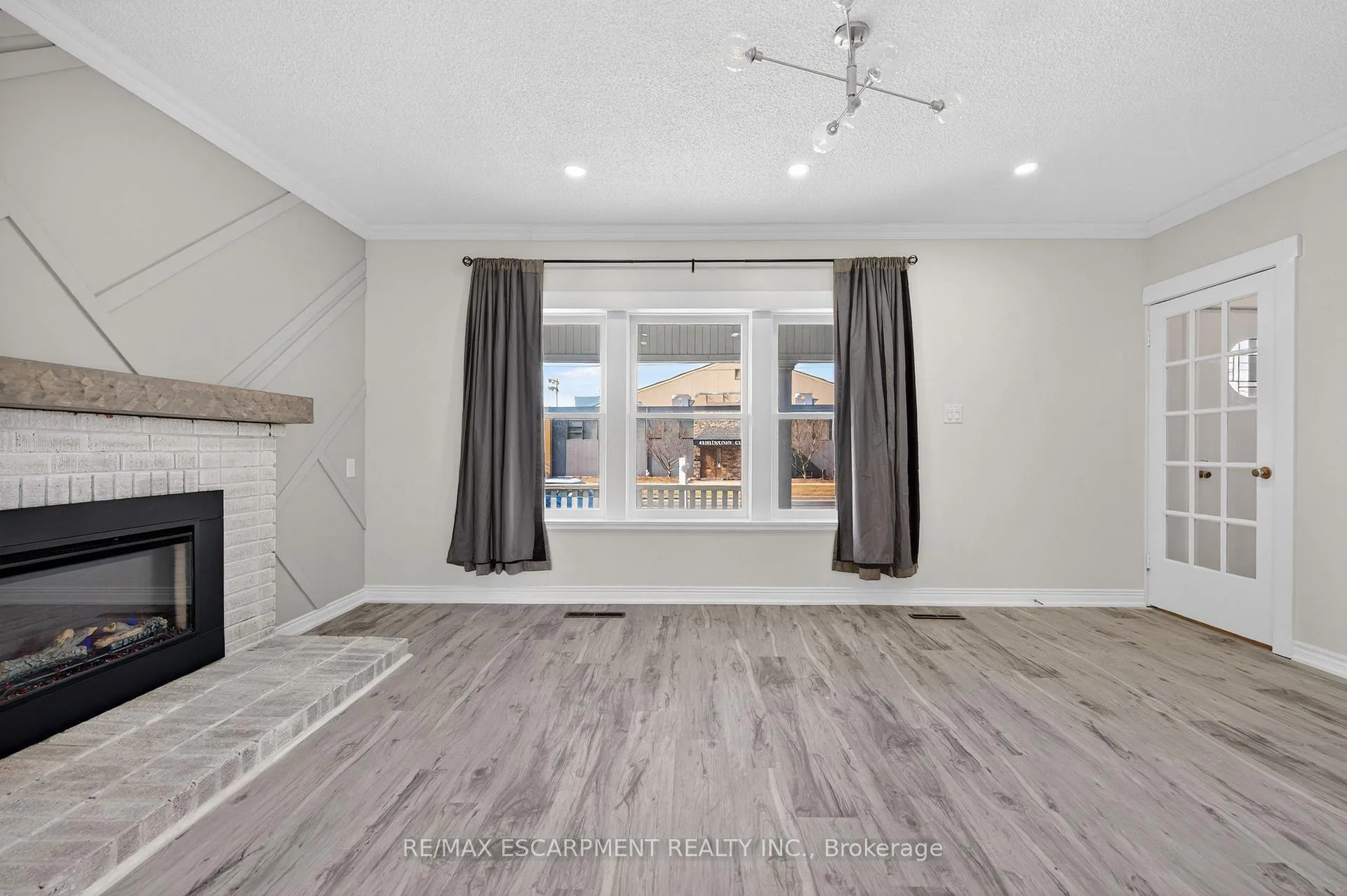 Photo 20 of 2296 New Street, Burlington, Brant — HOMEH