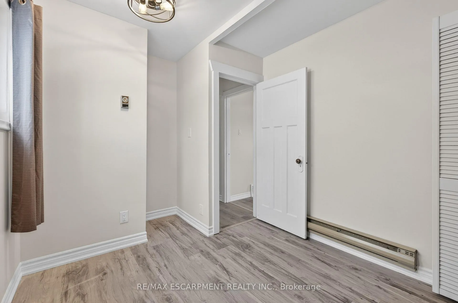 Photo 31 of 2296 New Street, Burlington, Brant — HOMEH