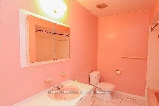 Photo 9 of Unit Upper Level, 31 Lakeland Drive, Etobicoke, Thistletown-Beaumonde Heights — HOMEH