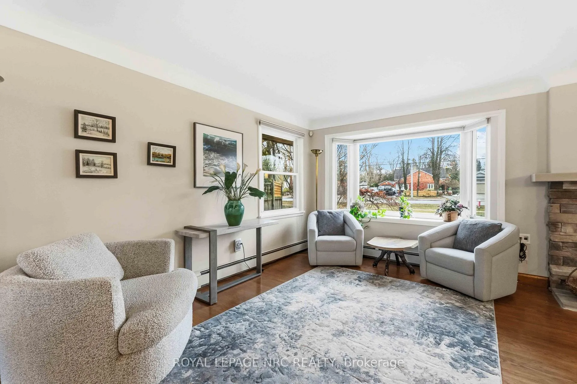 Photo 6 of 133 Lakeshore Road, St. Catharines, Lakeshore — HOMEH