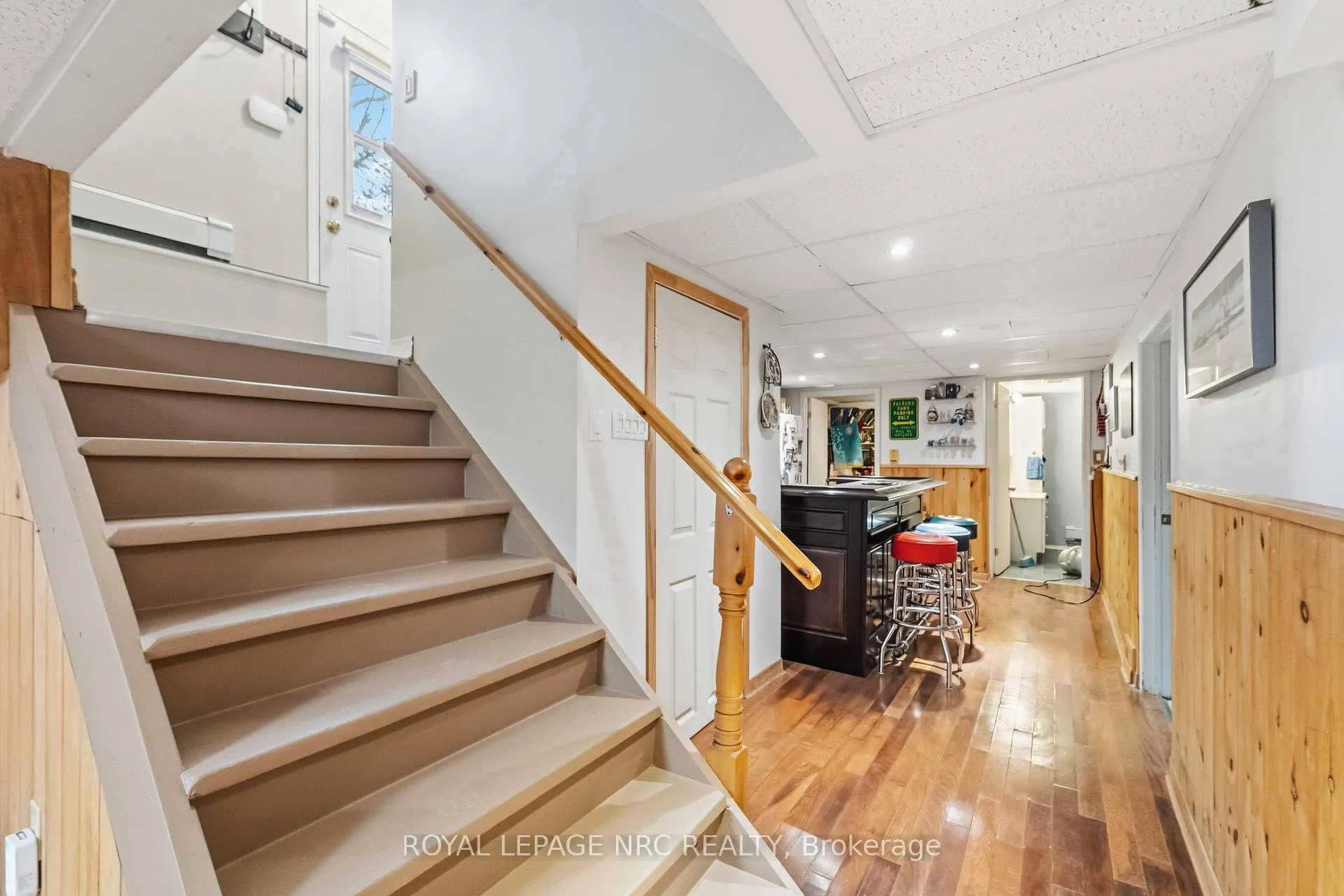 Photo 19 of 133 Lakeshore Road, St. Catharines, Lakeshore — HOMEH