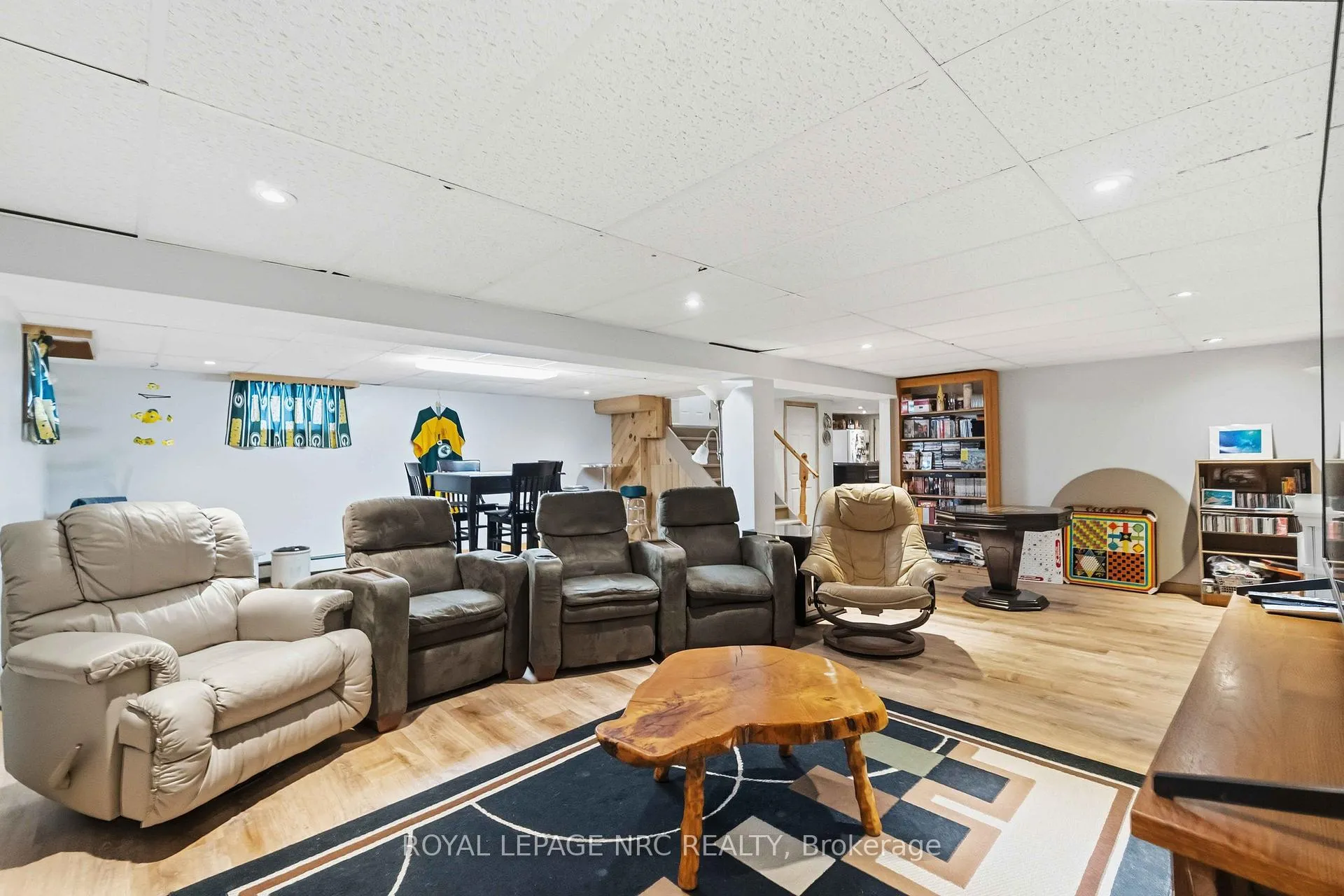 Photo 24 of 133 Lakeshore Road, St. Catharines, Lakeshore — HOMEH